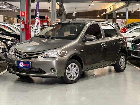 TOYOTA ETIOS 1.3 X 16V FLEX 4P MANUAL